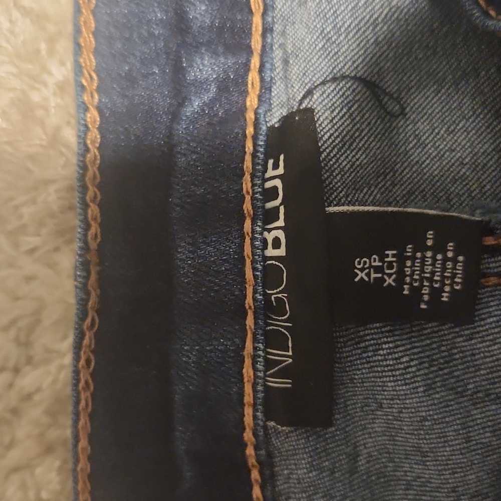 Maternity Jeans - Picture 4 of 4